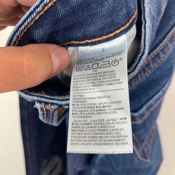 Old Navy Skinny High Rise Distressed Jeans - Picture 5 of 6